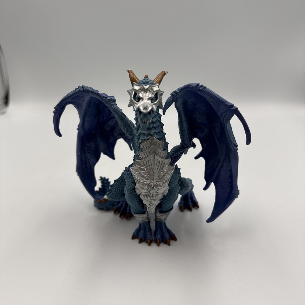 Safari Ltd.  Castle Guardian Dragon 5" Vinyl Figure Fantasy #10129 Blue 2015